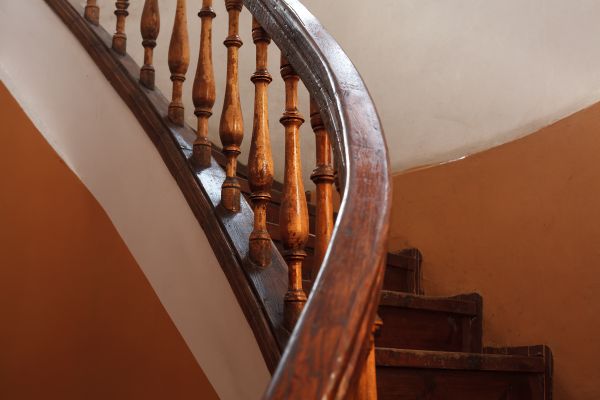Staircase Handrail Repair