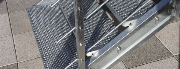Metal Steps Repair
